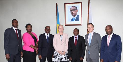 Group photo after the MoU signing ceremony Group photo after the MoU signing ceremony